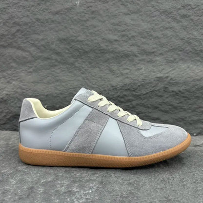 M - SNEAKERS