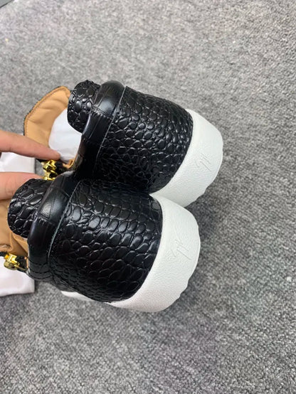 G - SNEAKERS