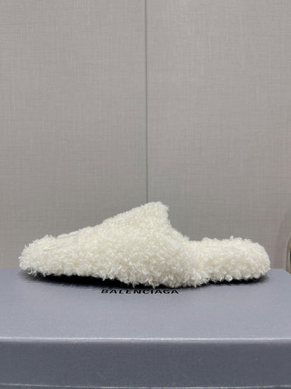 B-Sneakers