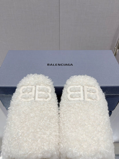 B-Sneakers