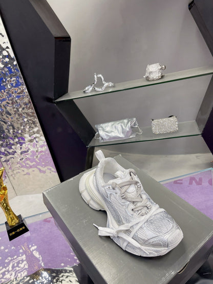 B-Sneakers