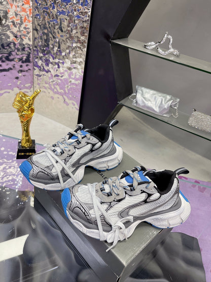 B-Sneakers