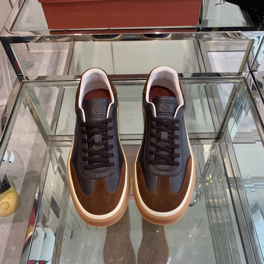 L-Sneakers