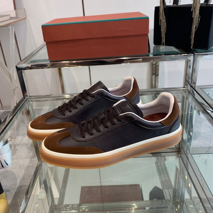 L-Sneakers