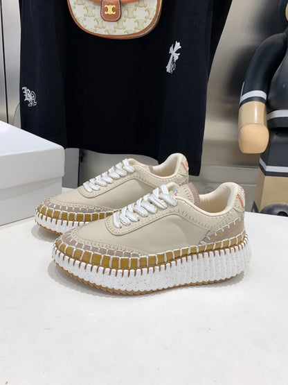 H-Sneakers