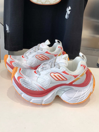B-Sneakers
