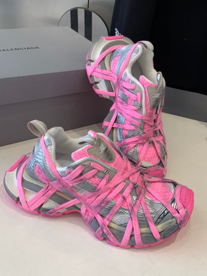 B-Sneakers