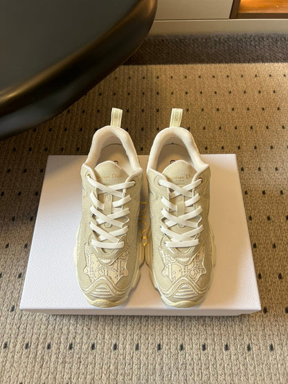 D-Sneakers