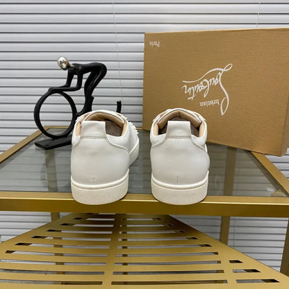 C - SNEAKERS