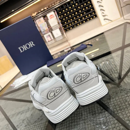B - SNEAKERS
