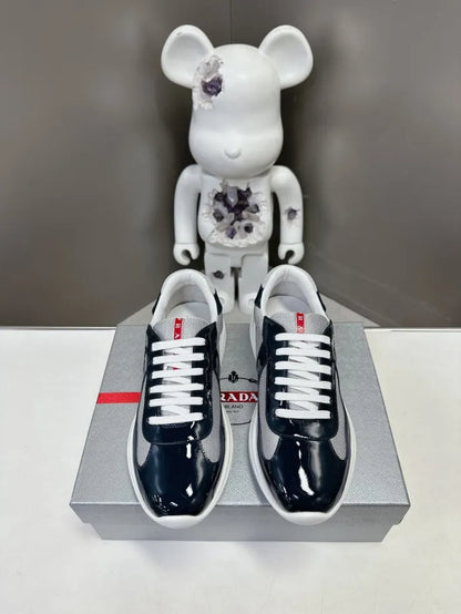 P - SNEAKERS