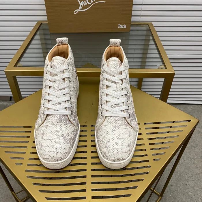 C - SNEAKERS
