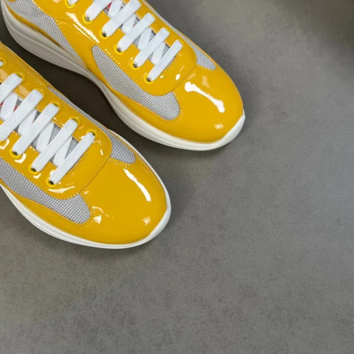 P - SNEAKERS