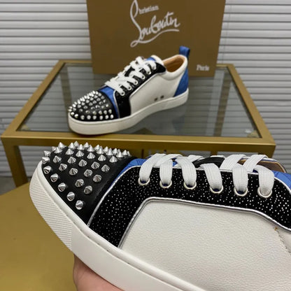 C - SNEAKERS