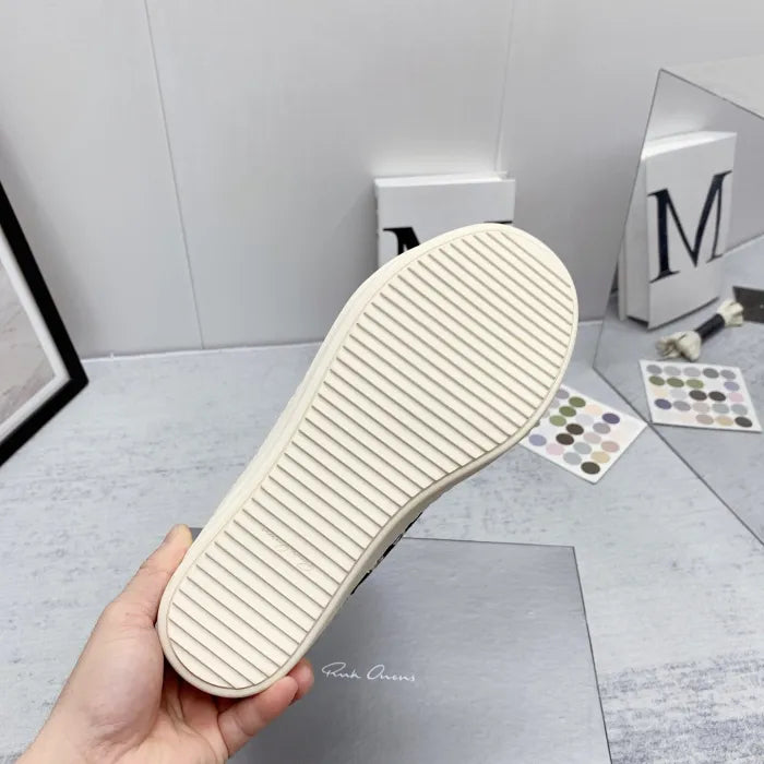R  - SNEAKERS