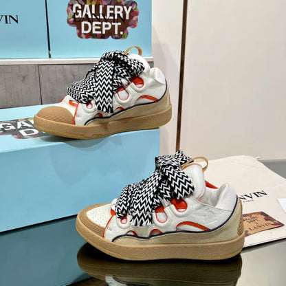 L - SNEAKERS