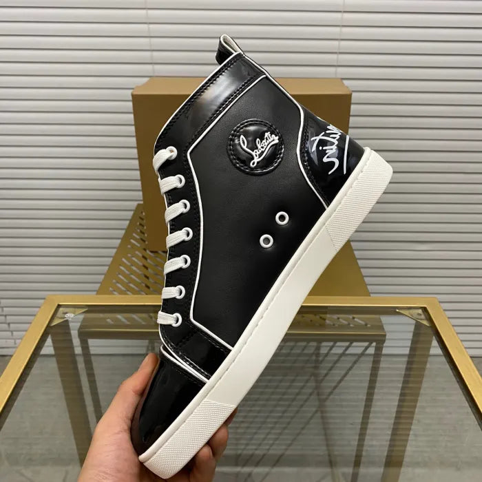 C - SNEAKERS