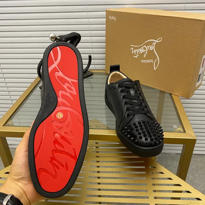 C - SNEAKERS