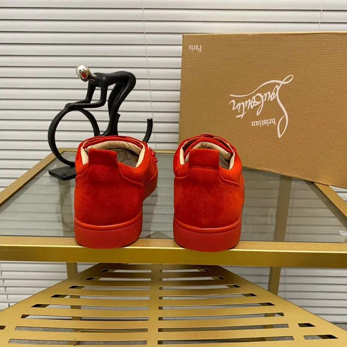 C - SNEAKERS