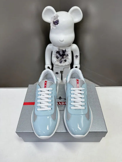 P - SNEAKERS