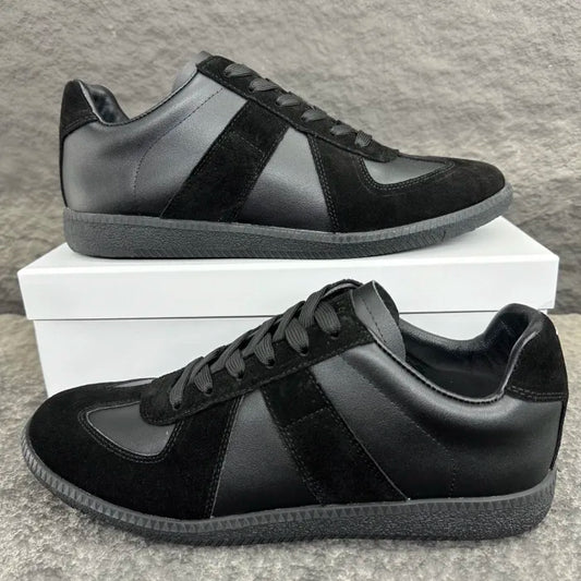 M - SNEAKERS