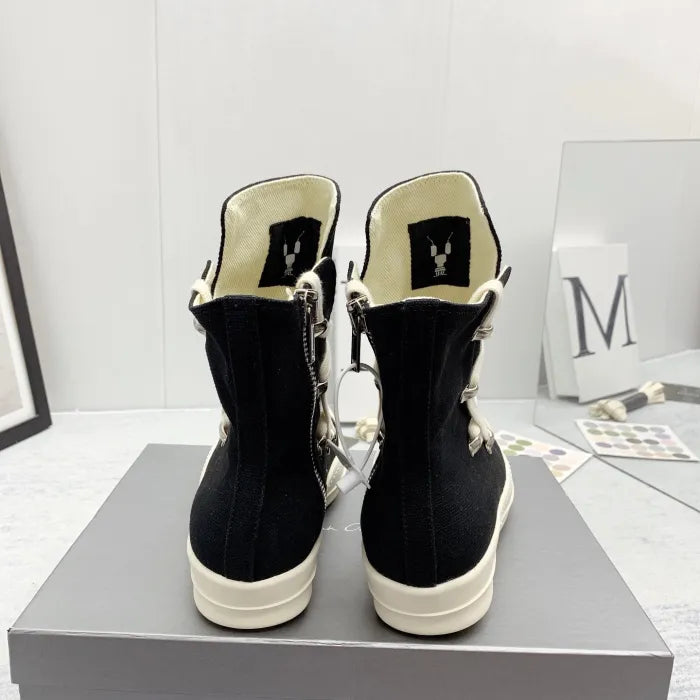 R  - SNEAKERS