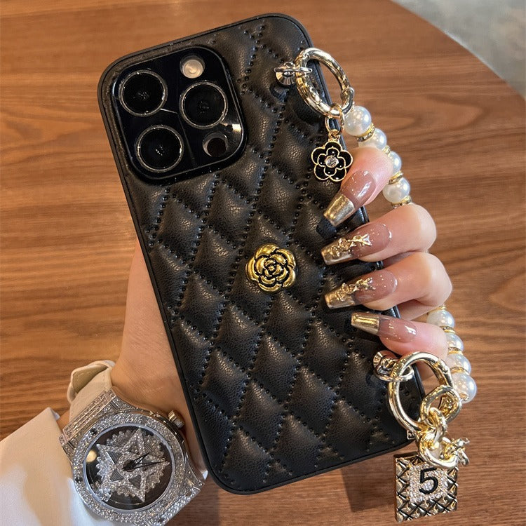 Camellia RhombusPearl BraceletiPhone case PearlBracelet