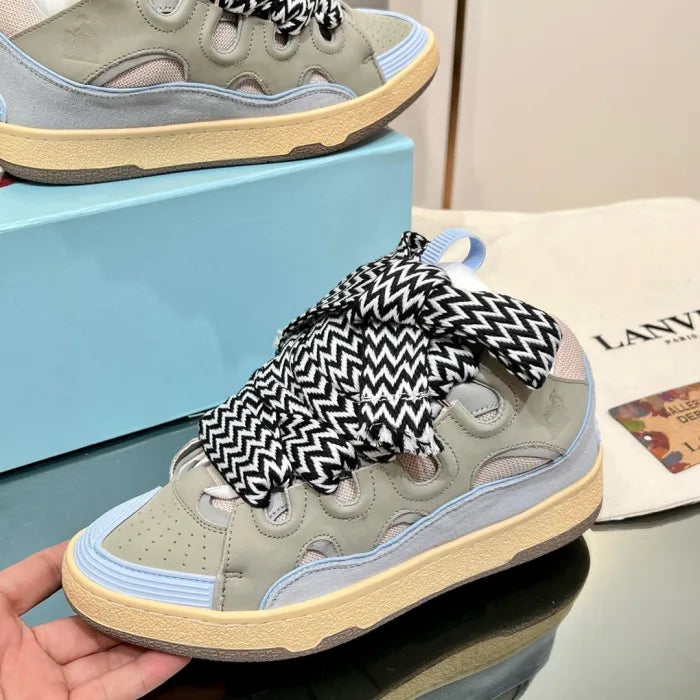 L - SNEAKERS
