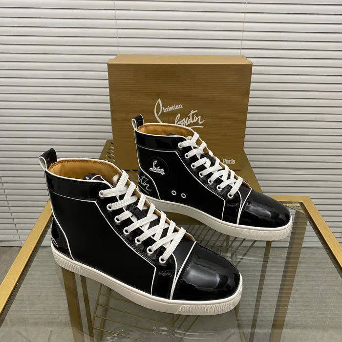 C - SNEAKERS