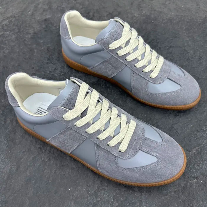 M - SNEAKERS