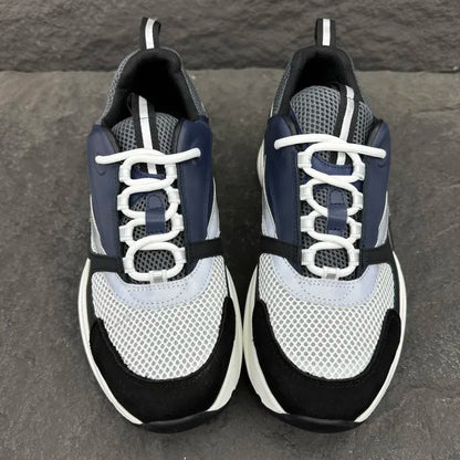 D - SNEAKERS
