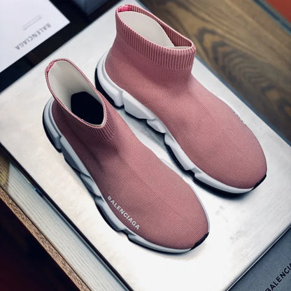 B - SNEAKERS