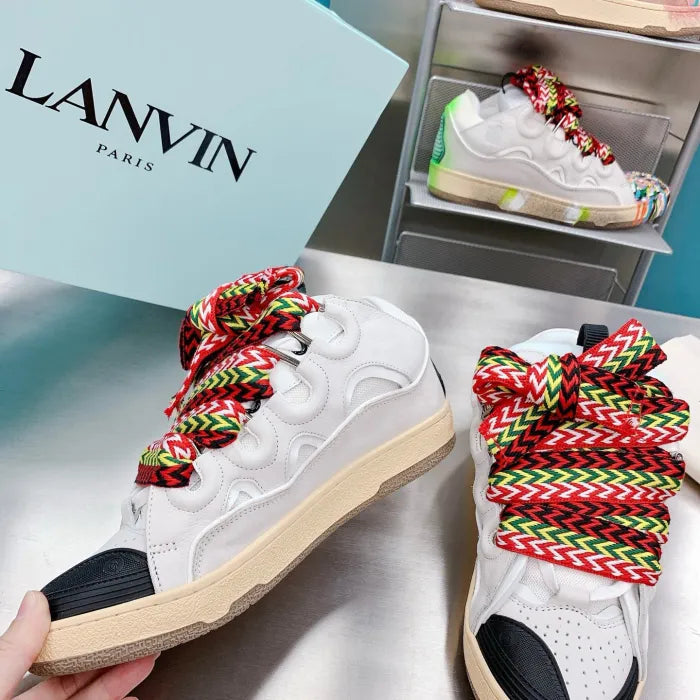 L - SNEAKERS