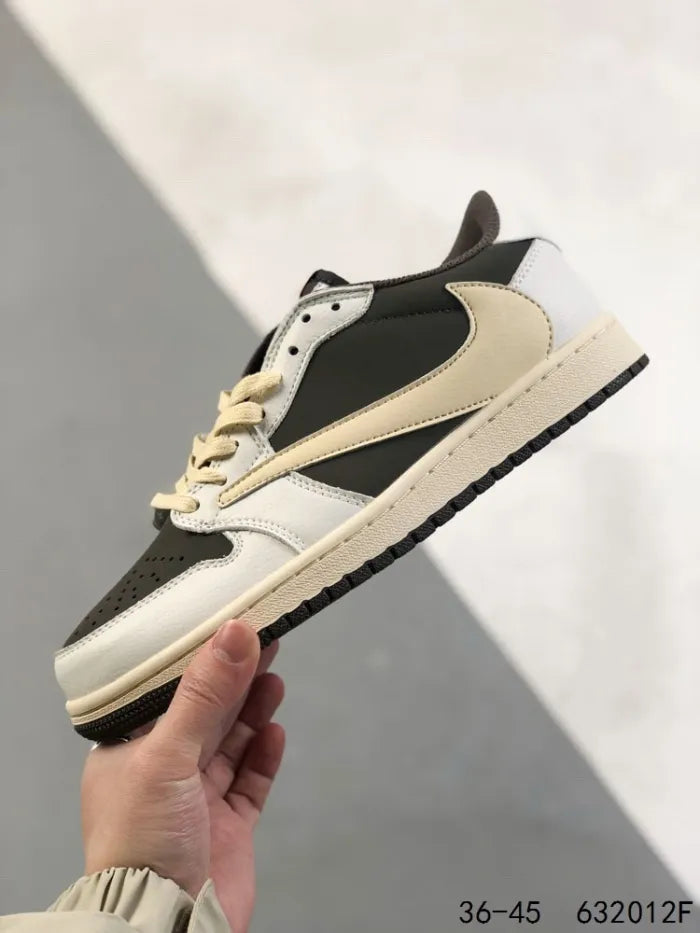 N - SNEAKERS