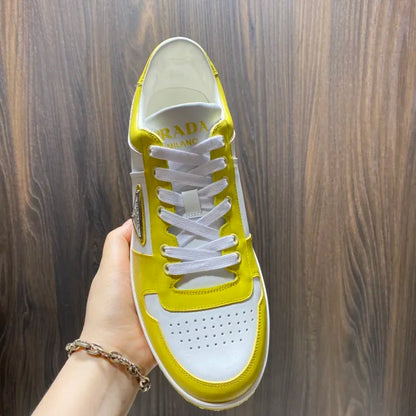 P - SNEAKERS