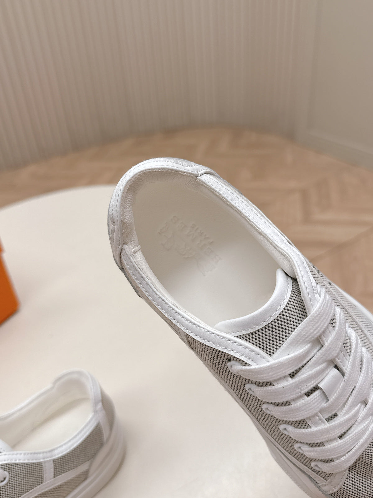 A-Sneakers