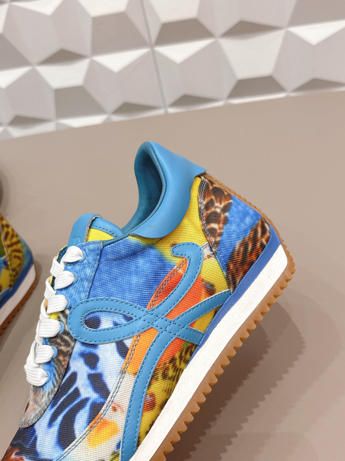 L2-Sneakers