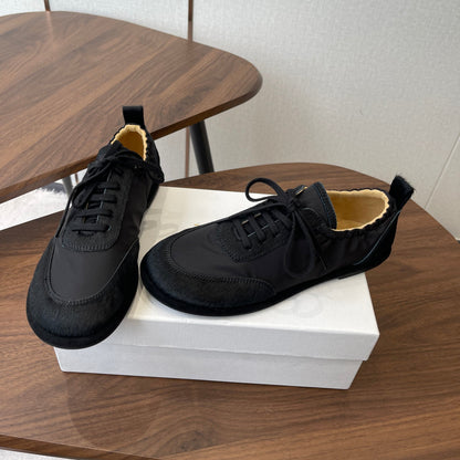 T-Sneakers