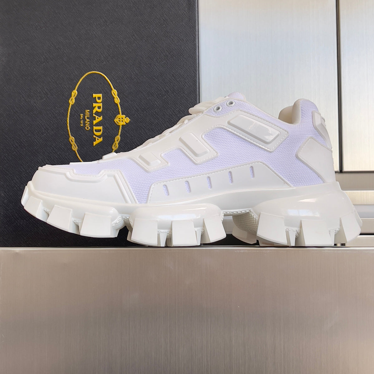 P-Sneakers