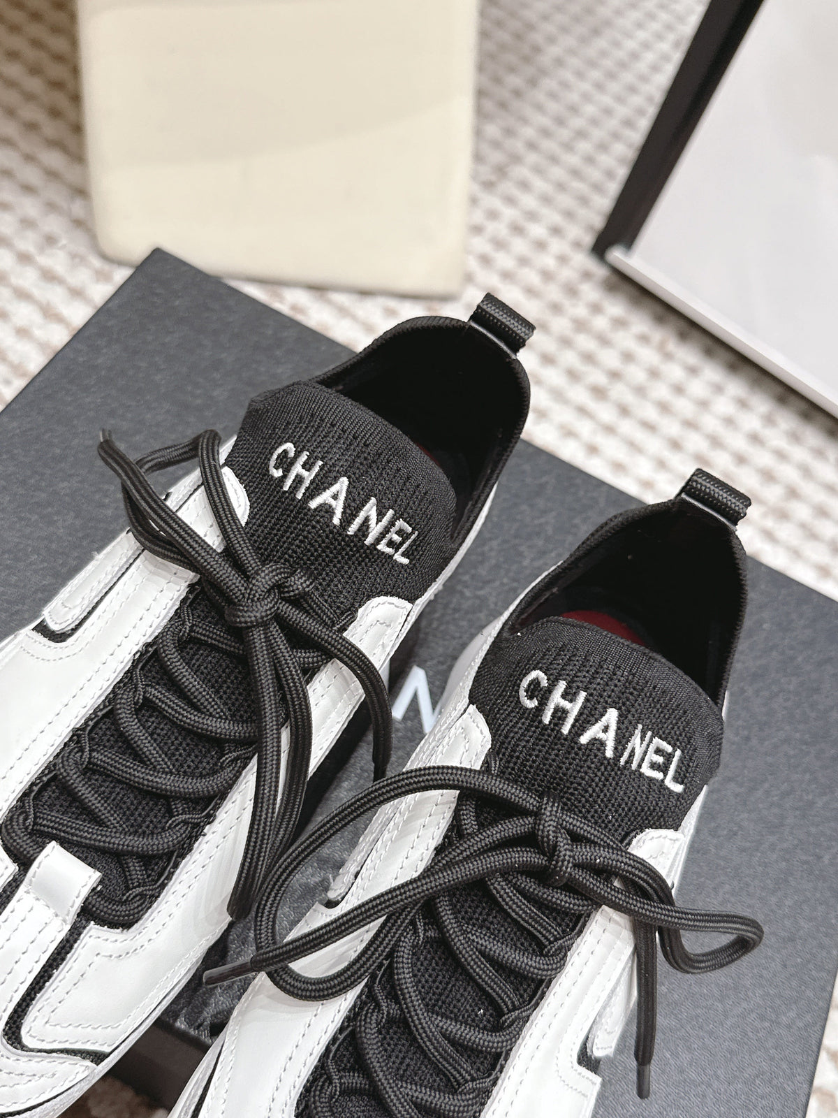 C-Sneakers