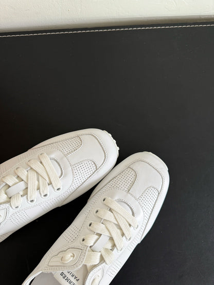 A-Sneakers