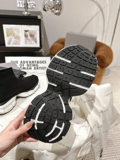 B-Sneakers