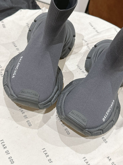 B-Sneakers