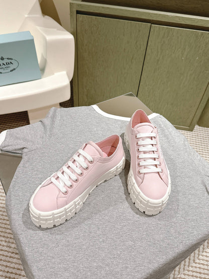 P-Sneakers