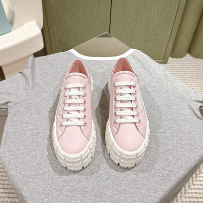 P-Sneakers