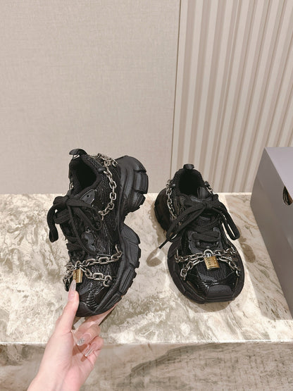 B-Sneakers
