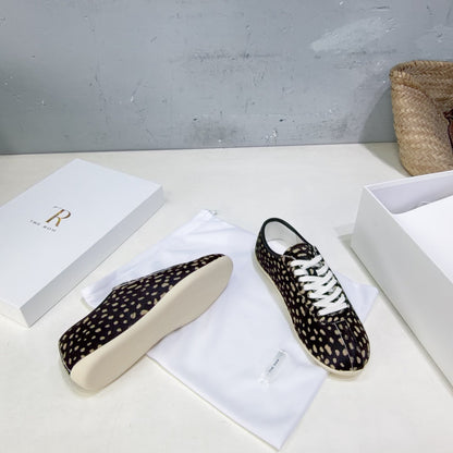 T-Sneakers