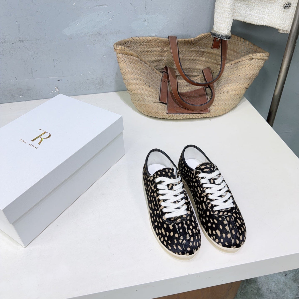 T-Sneakers