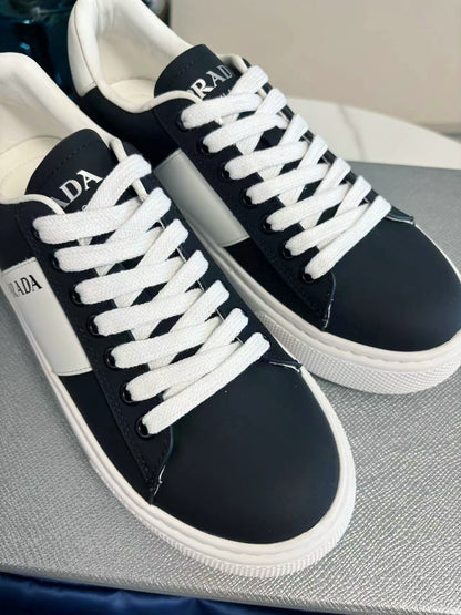 P-Sneakers
