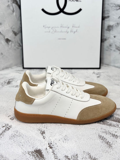 M-Sneakers